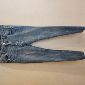 DL1961 Medium Wash Denim Jeans